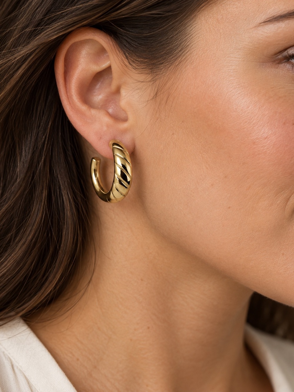 Gold Tone Twisted Hoop Earrings 1 inch Pierced Gold Hoops